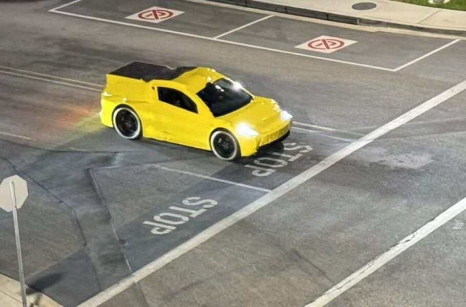 انتشار تصویر منتسب به روبوتاکسی تسلا در شبکههای اجتماعی