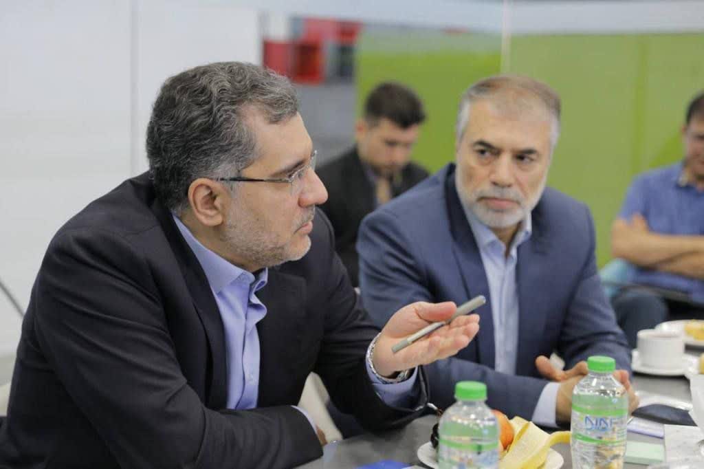 رییس صندوق نوآوری و شکوفایی از دستاوردهای کارخانه نوآوری آمپر بازدید کرد 