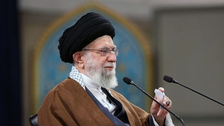 ((جام جم )) پاسخ مهم رهبر انقلاب به معاون علمی ریس جمهور مبتنی بر تحقق شعار سال را برررسی می کند.