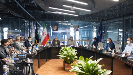 کرمی در جمع اعضای هیات علمی و اساتید ۵ دانشگاه فعال در حوزه فرهنگ و رسانه: کارآفرینی فناورانه را صنایع خلاق همراه با تحقق نوآوری‌های اجتماعی در کشور افزایش می‌دهد